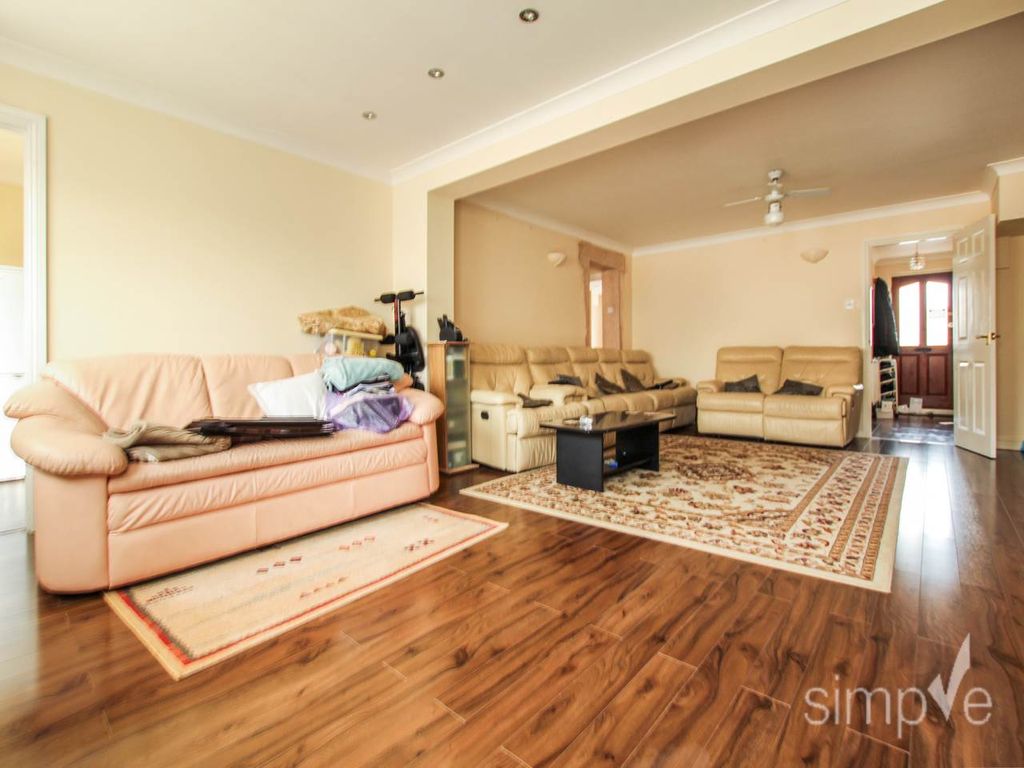 Property photo 2 of 18 Img_0443