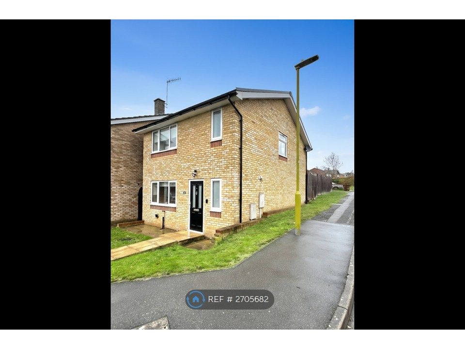 Property photo 2 of 24