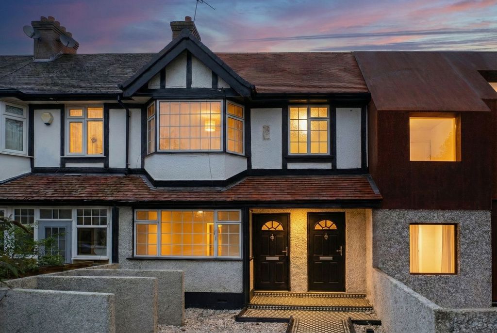 Property photo 1 of 12 Picture No. 18