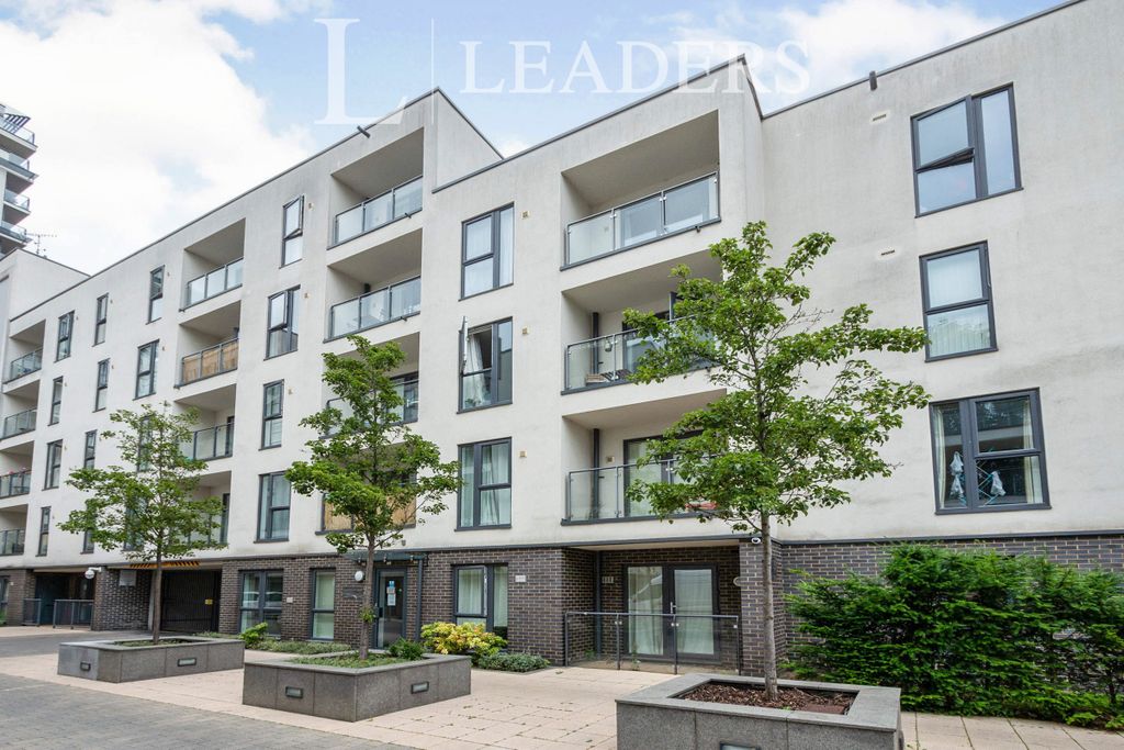 Property photo 1 of 10 Fd2988Ad-Ecad-42Fd-8
