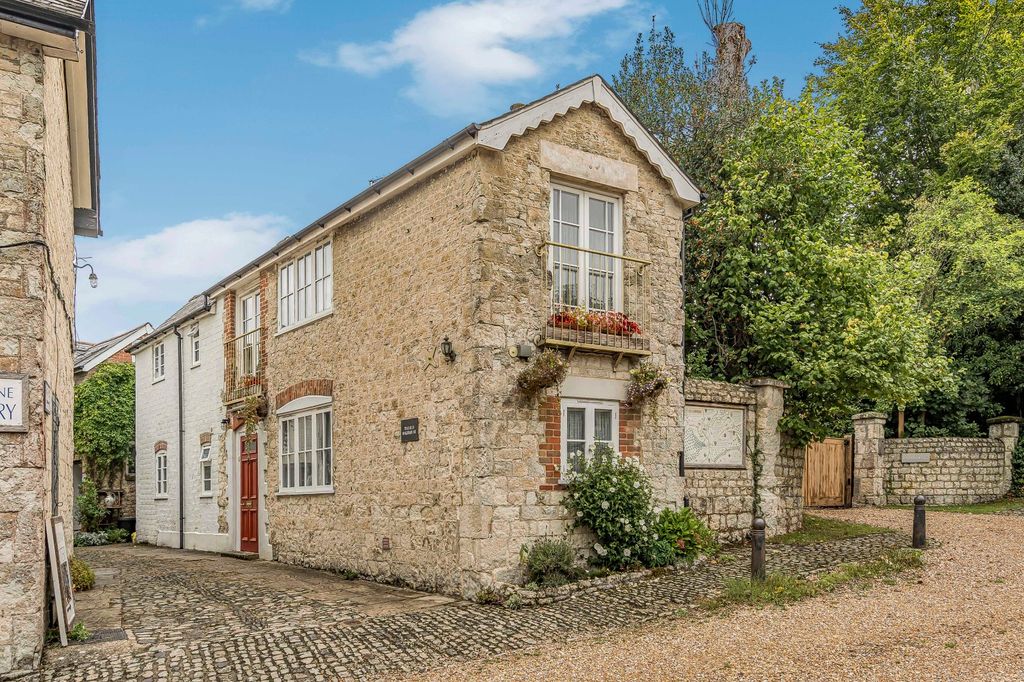 Property photo 1 of 12 Picture No. 09