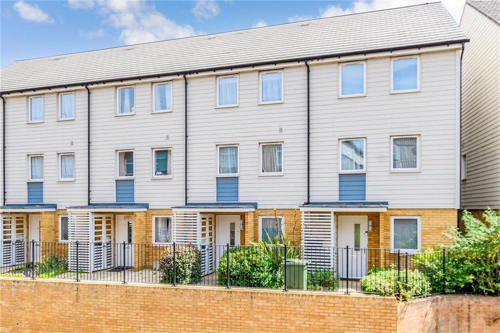 Property photo 1 of 9 External Wb