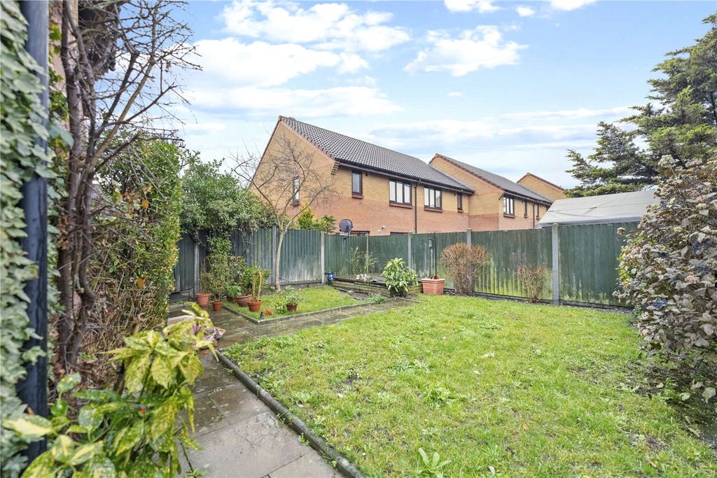 Property photo 2 of 8 Picture No. 07