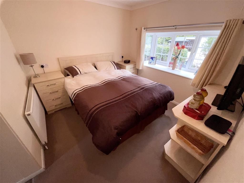 Property photo 3 of 9 Bedroom 1