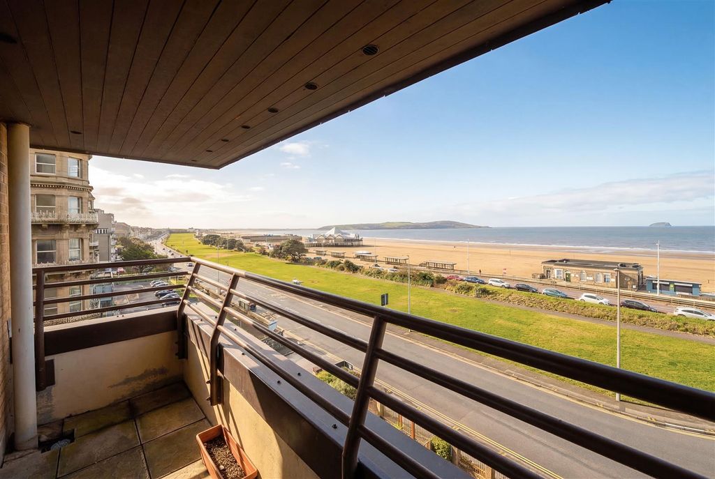 Property photo 2 of 21 View