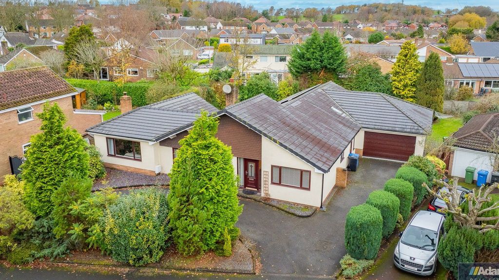 Property photo 1 of 30