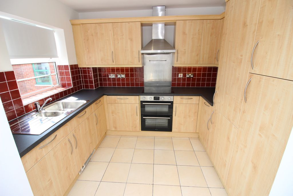Property photo 3 of 9