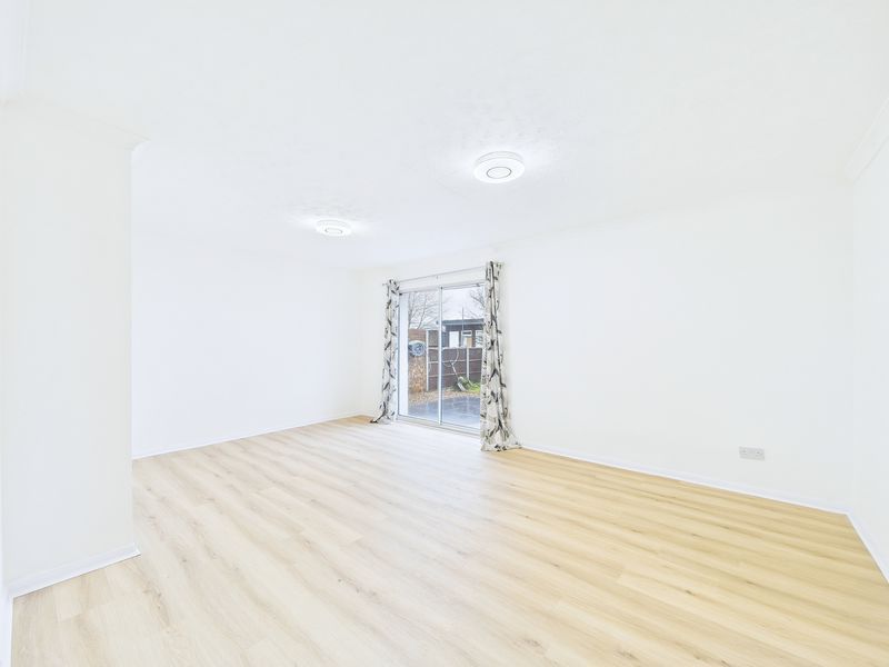 Property photo 2 of 17 Photo 1