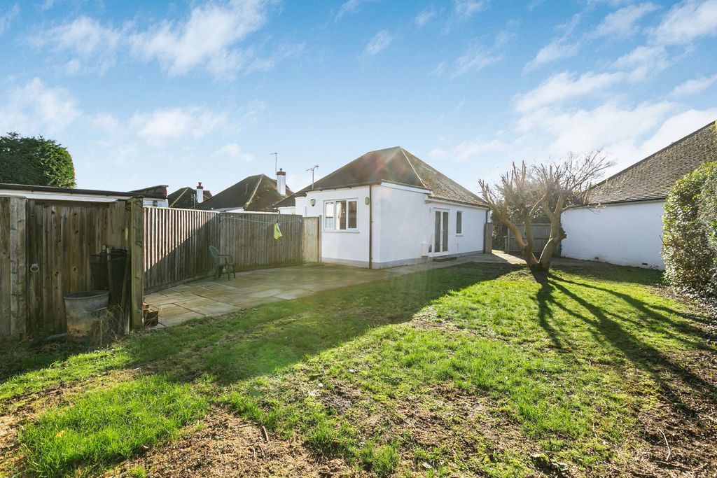 Property photo 3 of 20 Garden