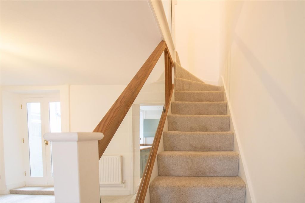 Property photo 2 of 26 Img_8608.Jpg