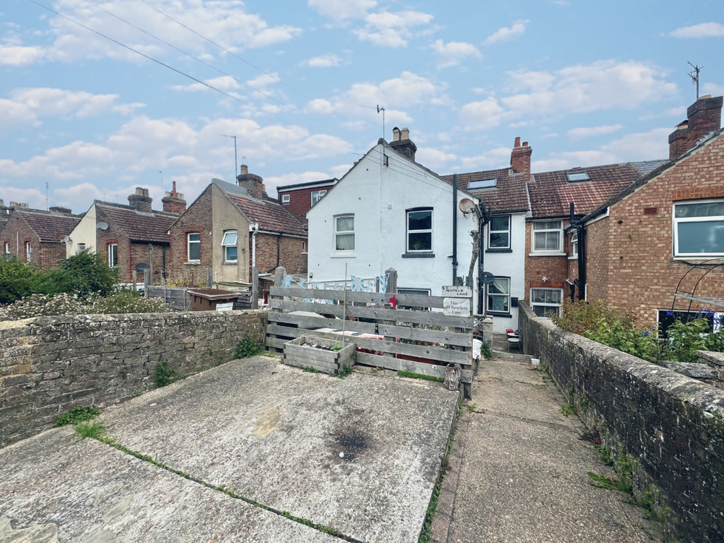 Property photo 1 of 6