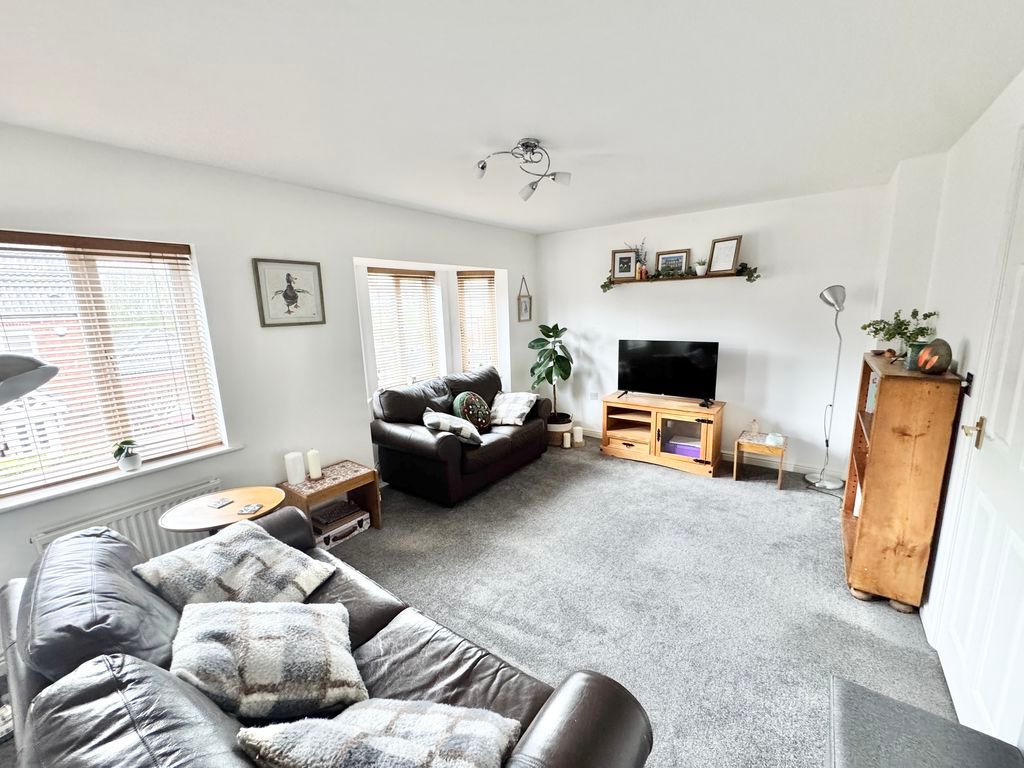 Property photo 2 of 18 Photo 11