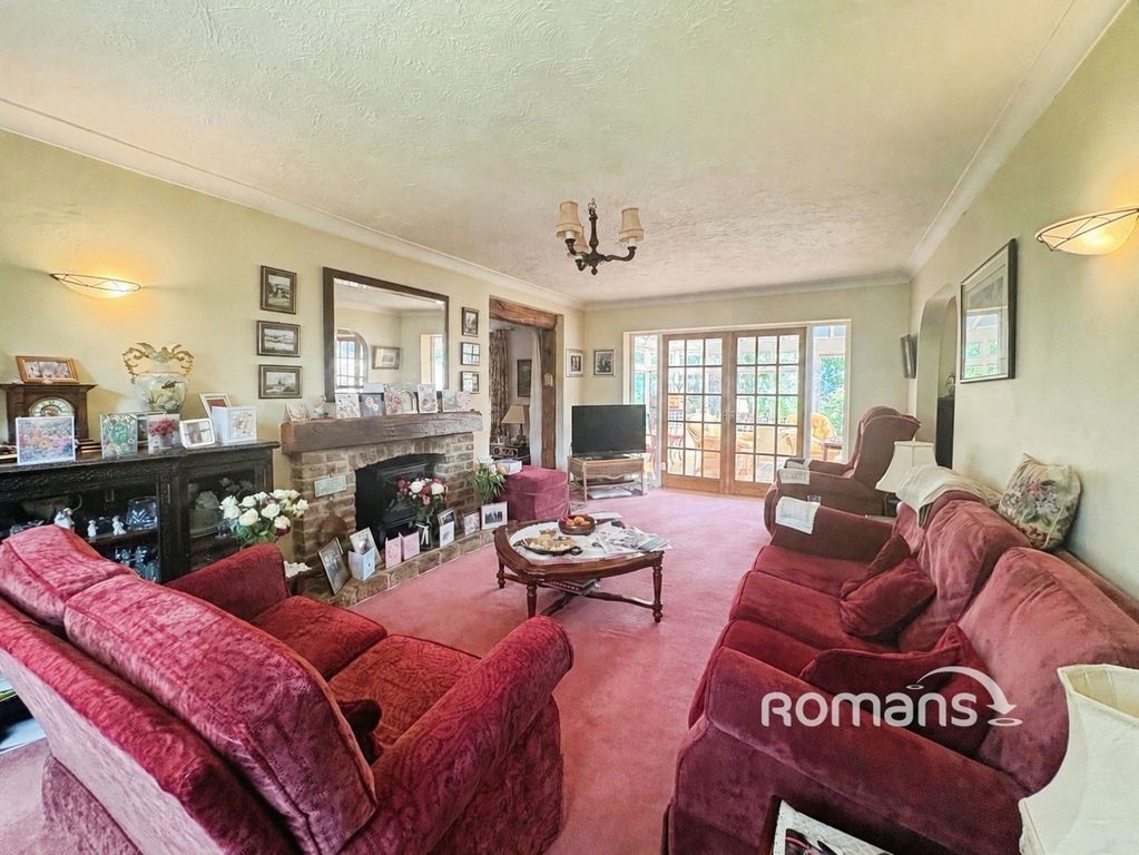 Property photo 2 of 20 Pbox-Img.Png
