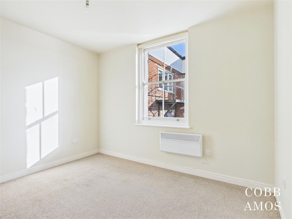 Property photo 1 of 12 Cam02803G0-Pr0262-Still002.Jpg