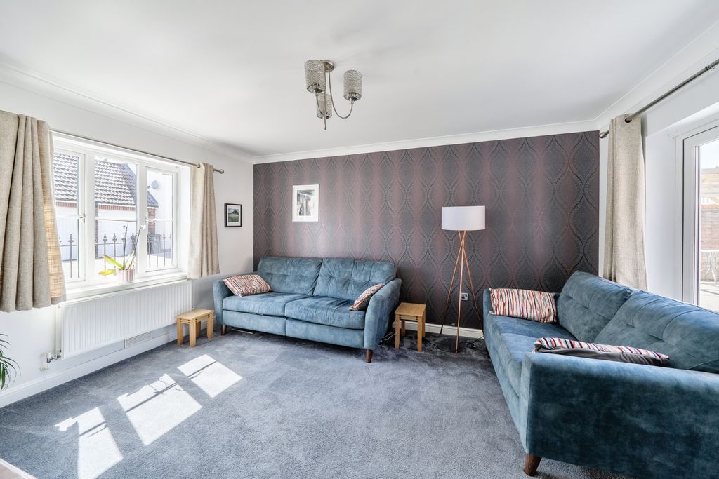 Property photo 3 of 21 1481375 (6)