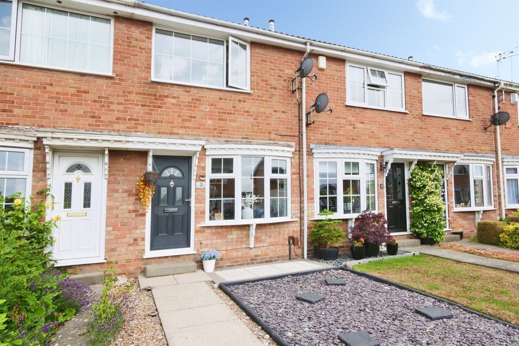Property photo 1 of 18