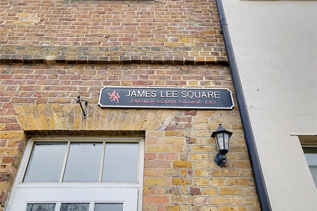 Property photo 2 of 14 Picture No. 23