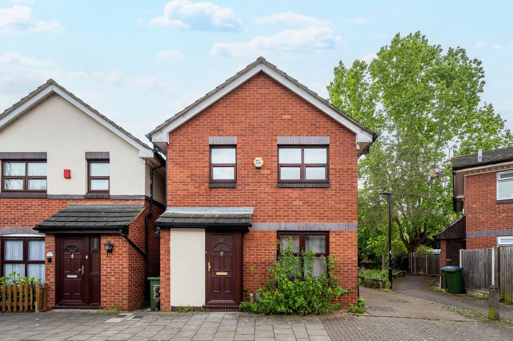 Property photo 1 of 12