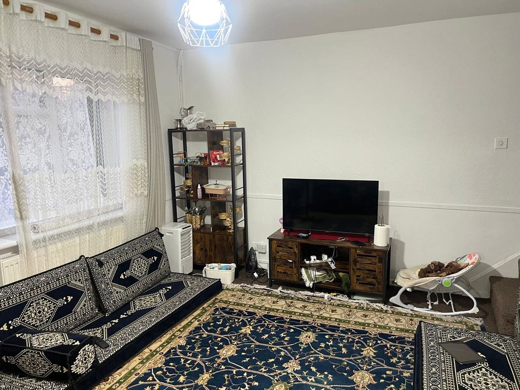 Property photo 1 of 10 Picture No. 02