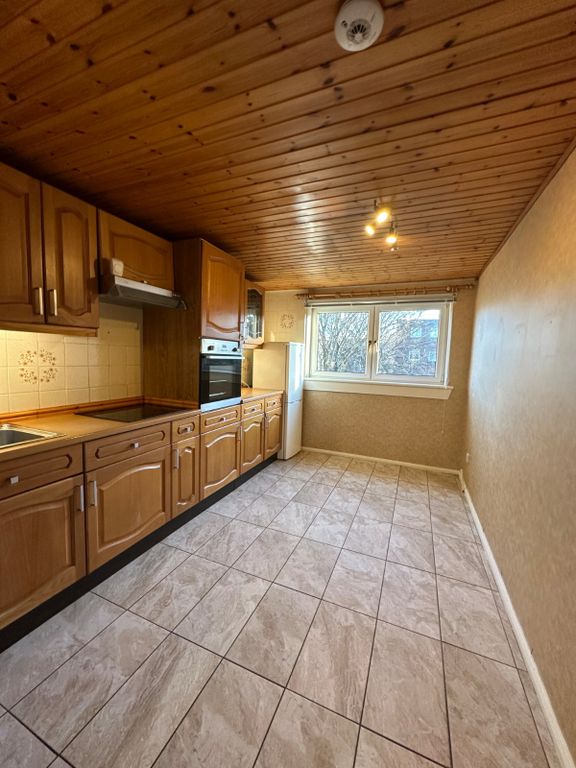 Property photo 3 of 17 Photo 3