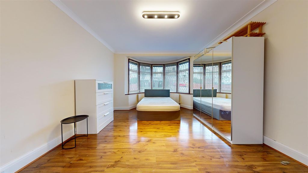 Property photo 1 of 13 01302025_095918.Jpg