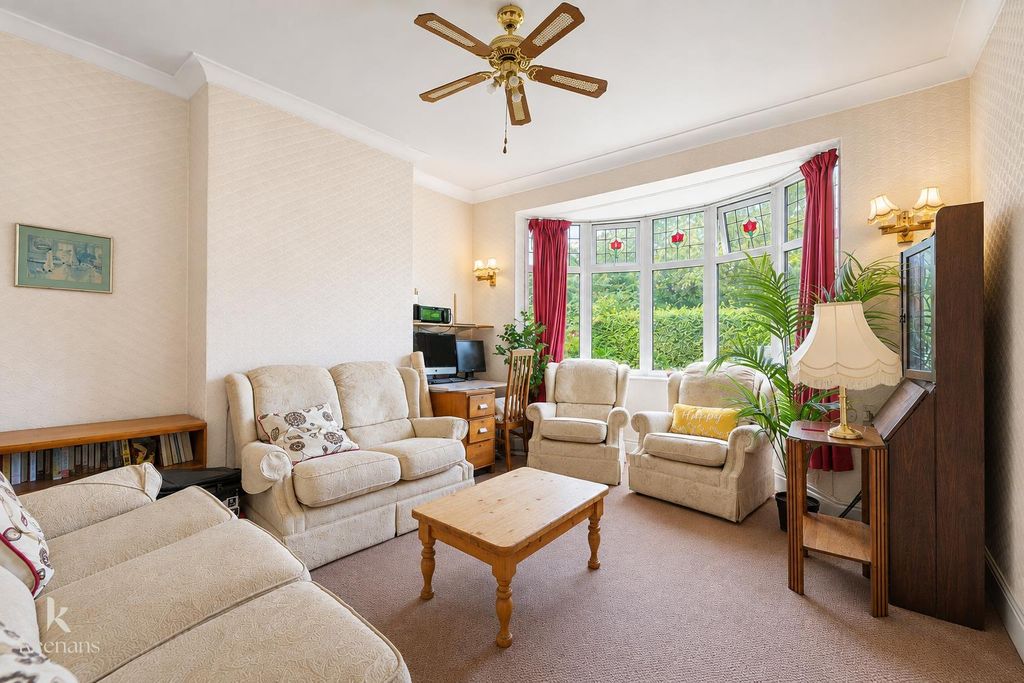 Property photo 3 of 28 3.Jpg