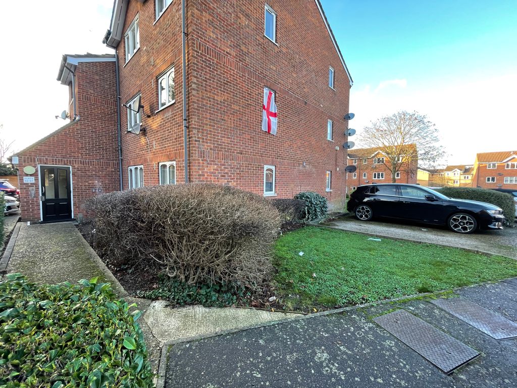 Property photo 1 of 7