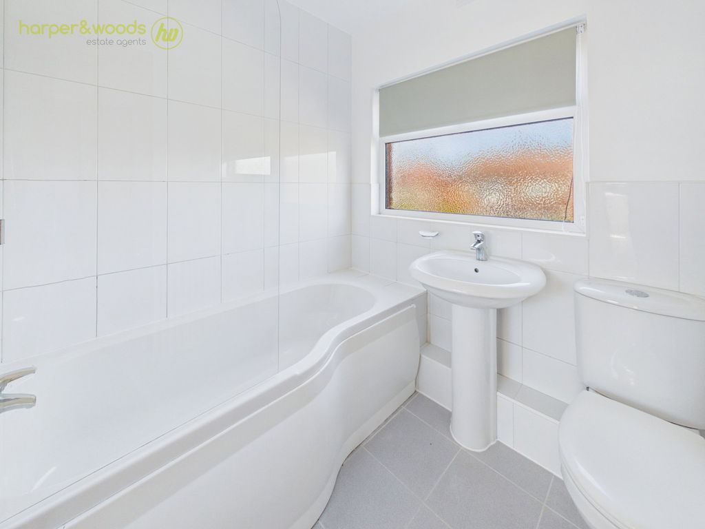 Property photo 3 of 33