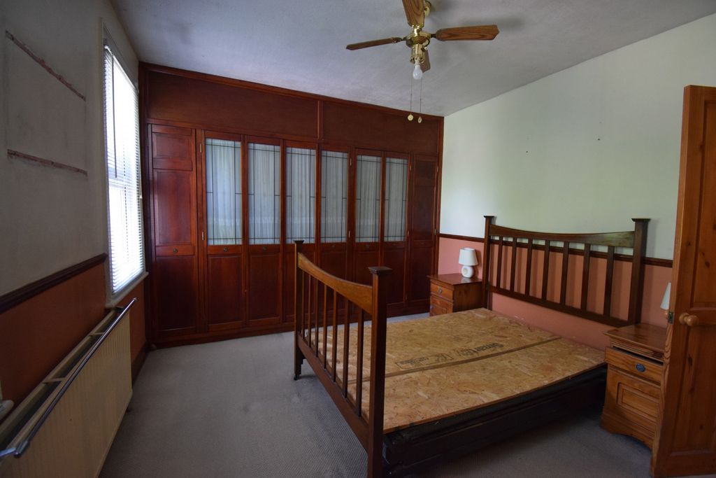 Property photo 2 of 14 Gallery