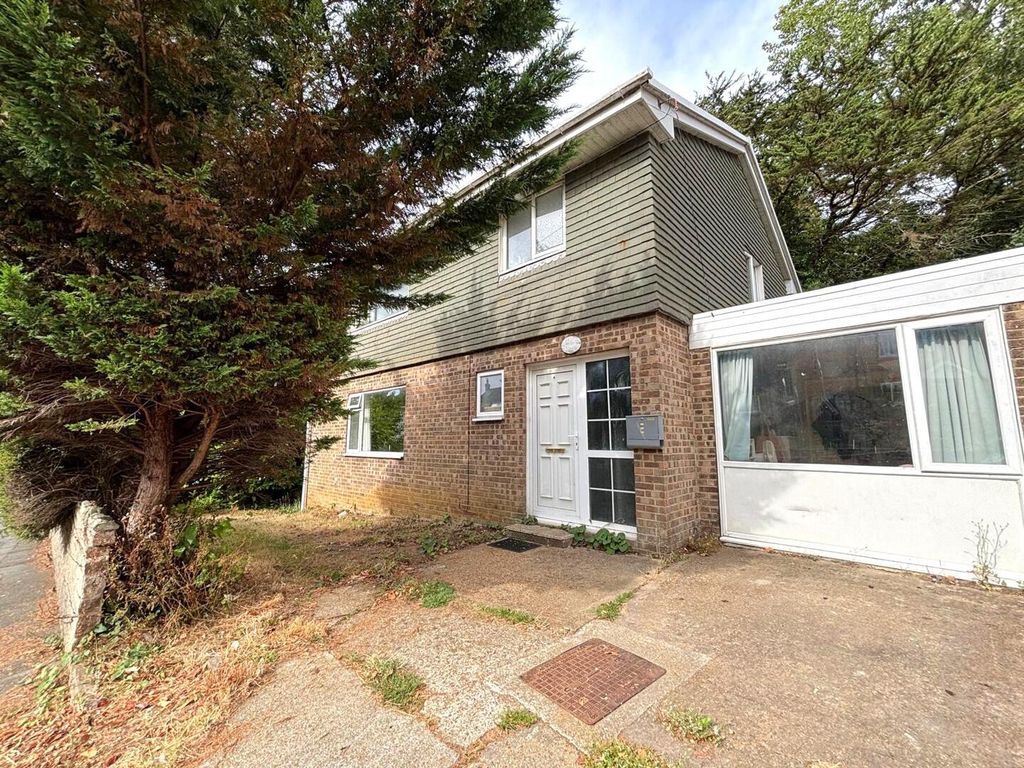 Property photo 1 of 26 Front (Exterior)