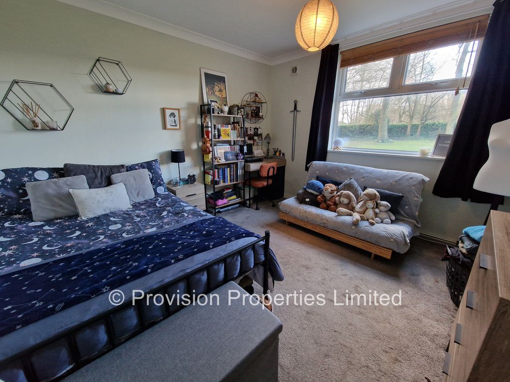 Property photo 2 of 11 Photo