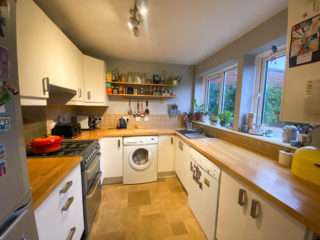 Property photo 3 of 11 Img_0363-2.Jpg