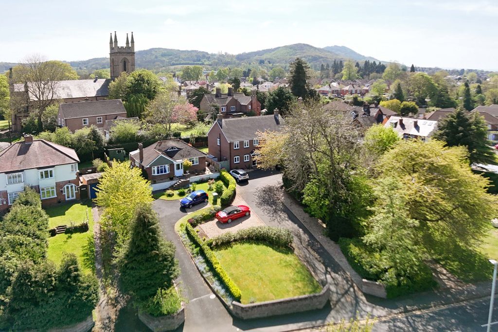 Property photo 2 of 25 Photo 5