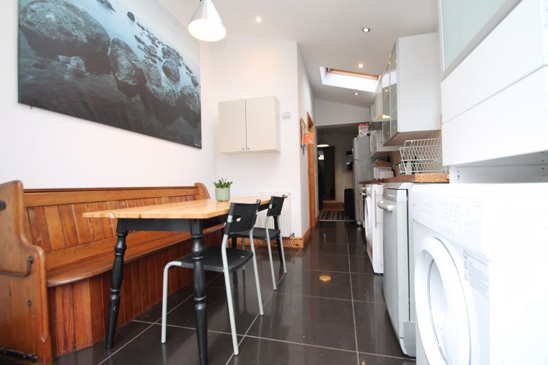 Property photo 2 of 11 Photo 11