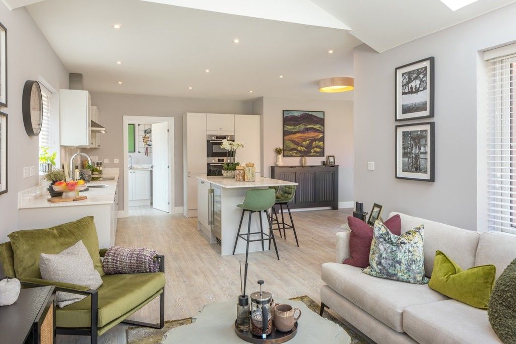 Property photo 3 of 15 Knights Grove, Newbury