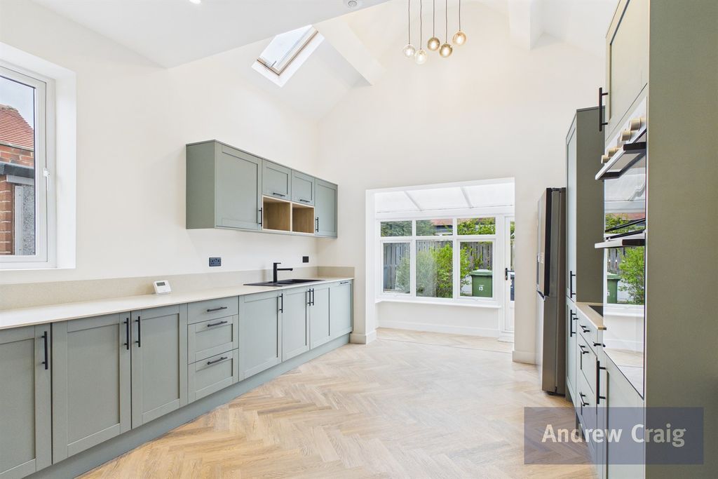 Property photo 1 of 21 (Main)