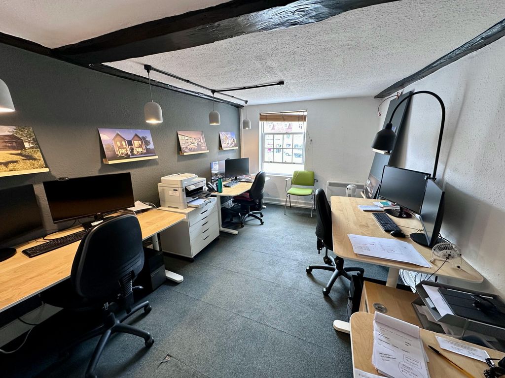 Property photo 3 of 6 Img_8165.Jpeg