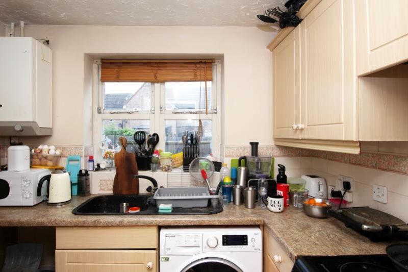 Property photo 2 of 7 Kitchen_Med