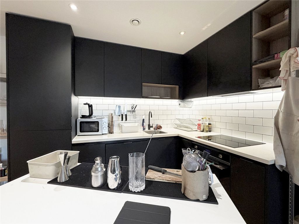 Property photo 2 of 9 Picture No. 04