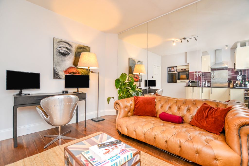 Property photo 2 of 6