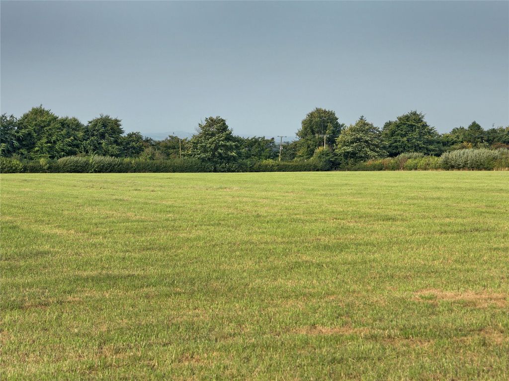 Property photo 3 of 4 Picture No. 03