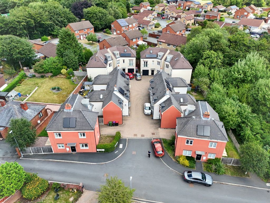 Property photo 1 of 39 4307441