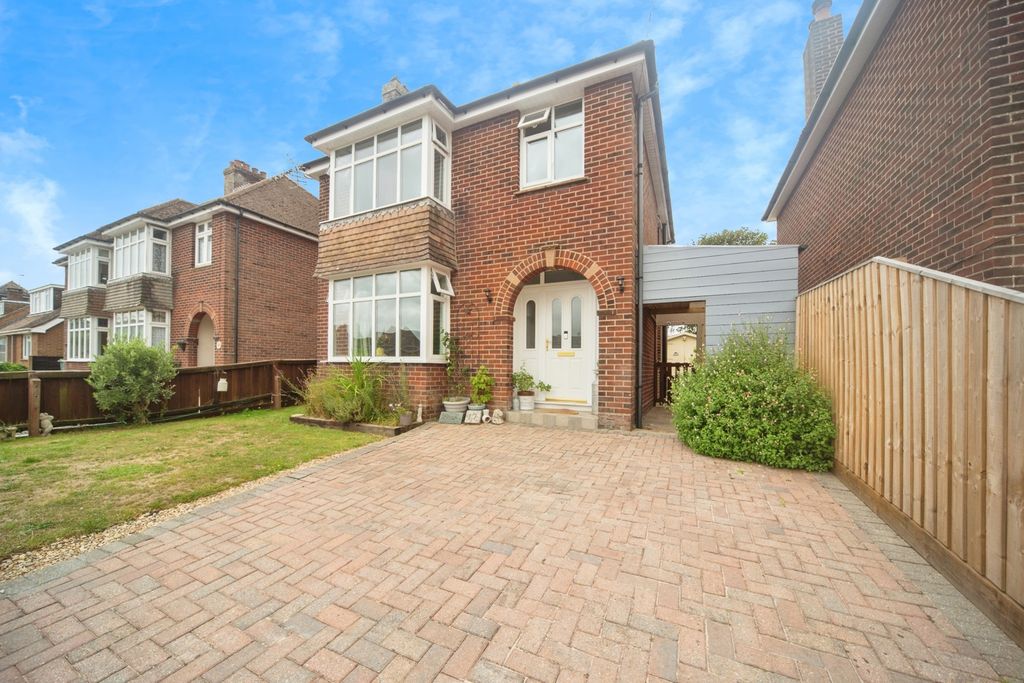 Property photo 1 of 16 Front &amp; Drive