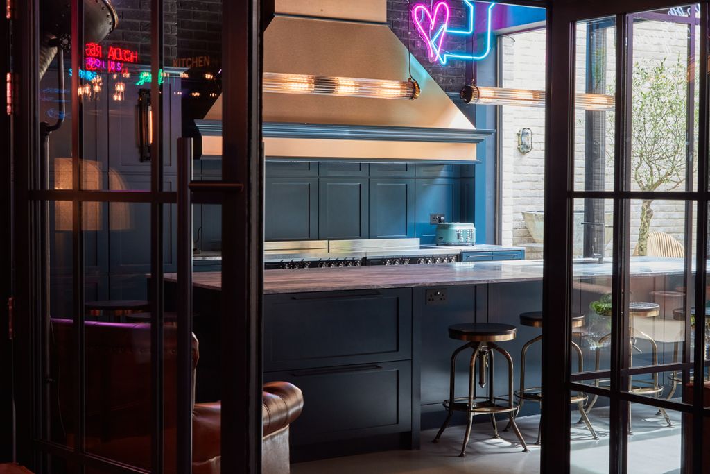 Property photo 2 of 9