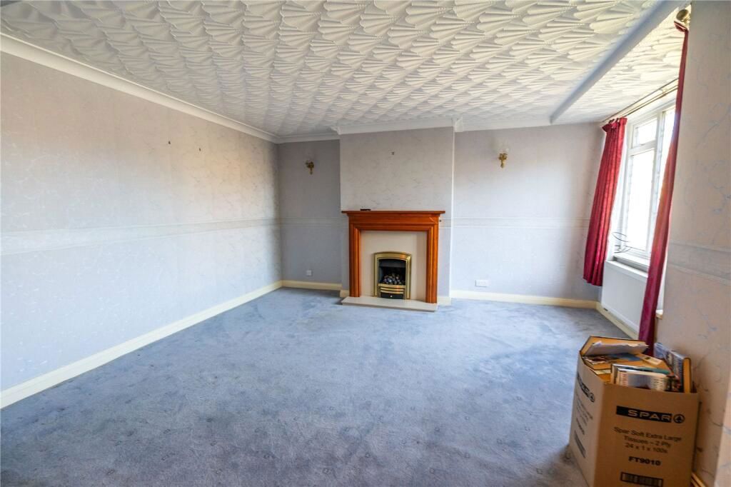 Property photo 3 of 25