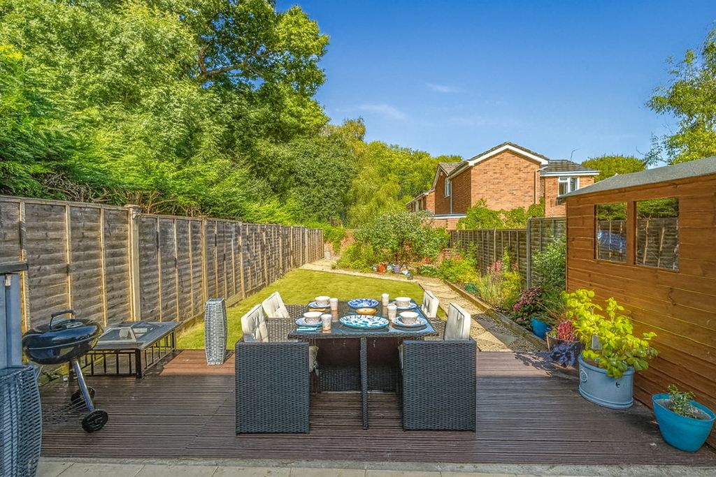 Property photo 2 of 19