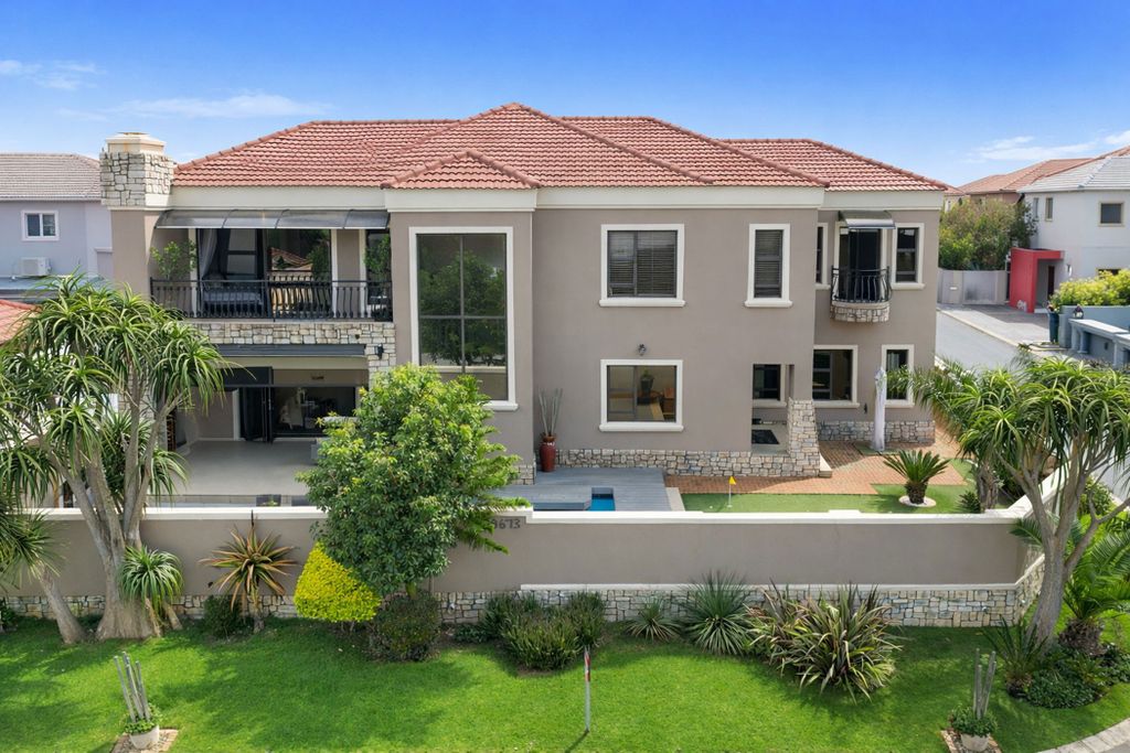 Property photo 1 of 65 Cn1733584