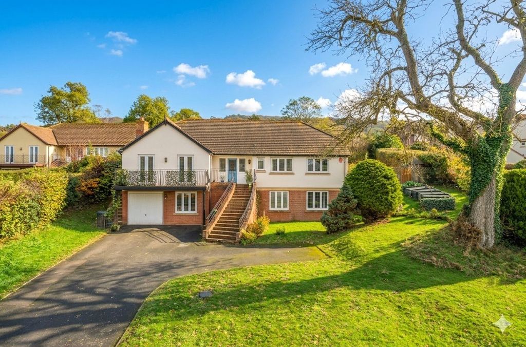 Property photo 1 of 22 Picture No. 35