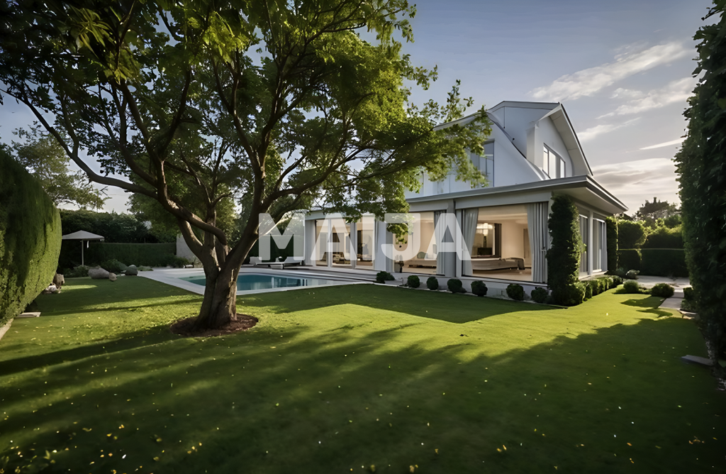 Property photo 1 of 1
