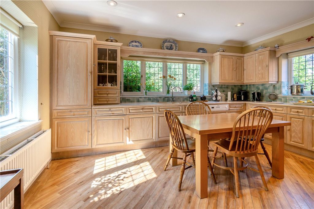 Property photo 3 of 14 Picture No. 08